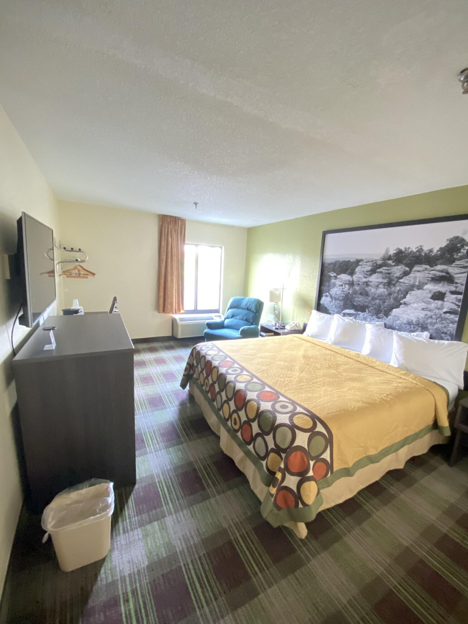 Super 8 By Wyndham Metropolis Motel Ngoại thất bức ảnh